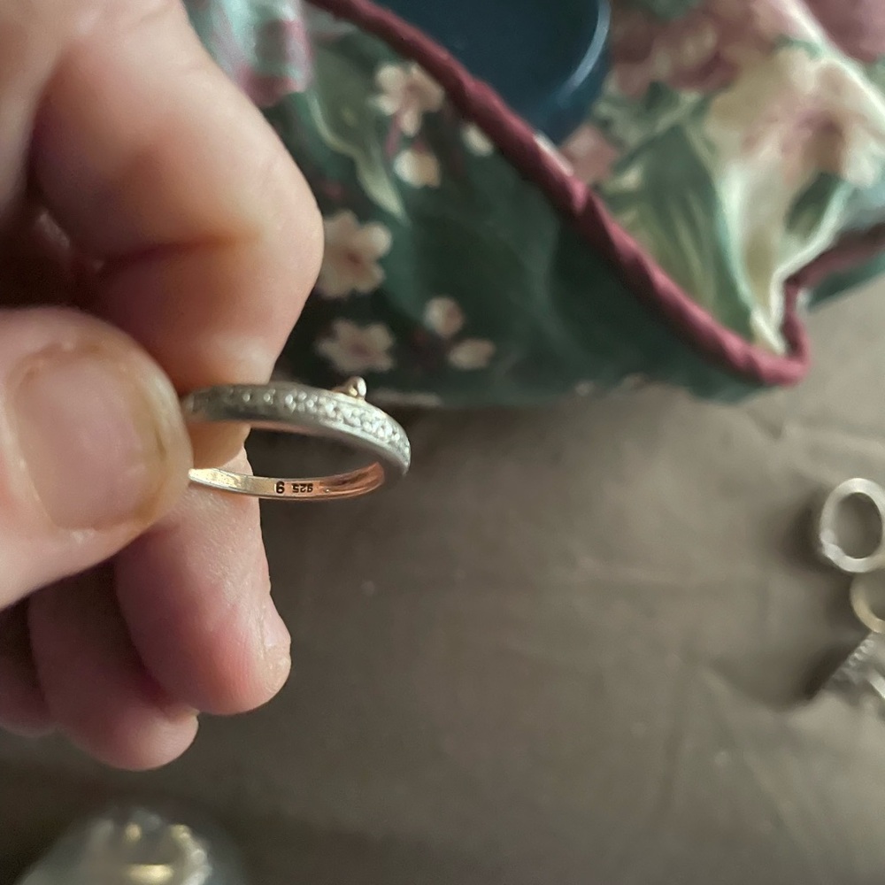 Elegant Silver Women's Ring